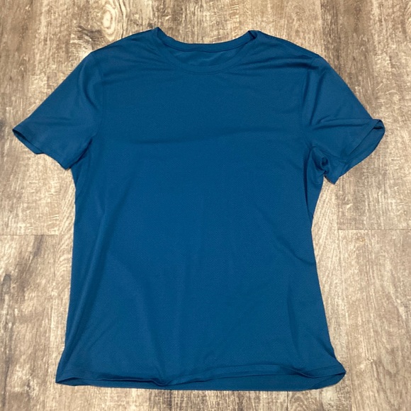 lululemon athletica Other - Mens Lululemon athletic shirt